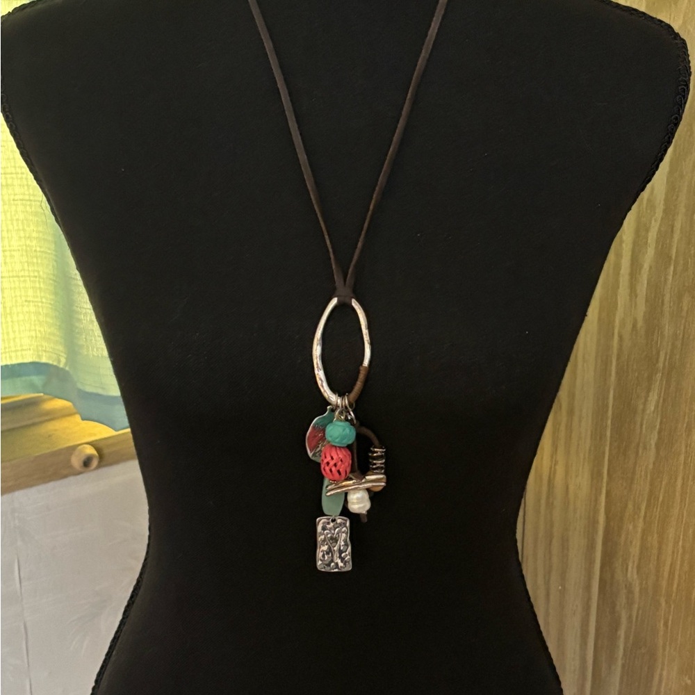 Plunder Silver Tone Boho Design Charm Necklace 24”+2.5”